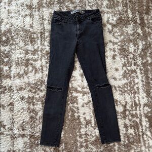 Brandy Melville Faded Black Skinny Jeans 🖤